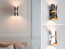 Ausgefallene Up and Down Wandleuchten für Treppenhaus & Treppenaufgang Innen