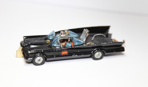 Corgi 267 batmobile good - batmobile,
