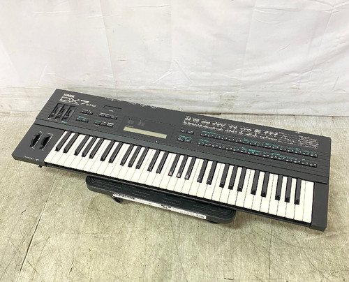 Yamaha dx7 synthesizer - ii-fd,