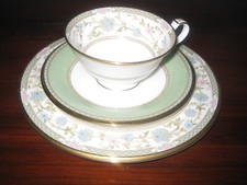 Noritake Geschirr Kaffeetasse Unterteller Kuchenteller aus Porzellan - wie neu 