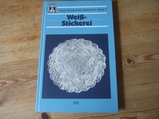 Weiß-Stickerei / Omas