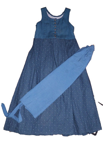 Süßes mädchen dirndl - süßes,