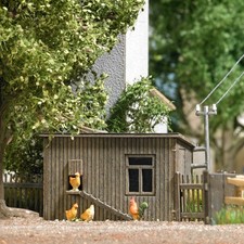 TT Hühnerstall mit Hühnern