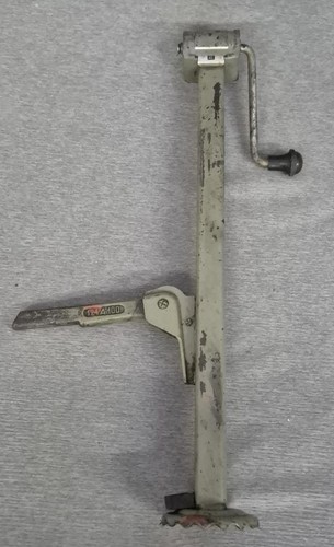 Mechanischer oldtimer kurbel - oldtimer,