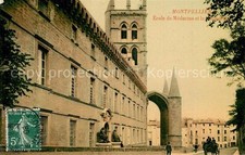 Montpellier Herault Ecole de Medecine et la Cathedrale