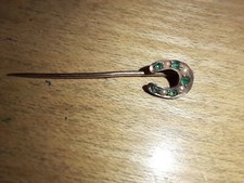 Art Deco Anstecknadel Hufeisen