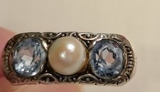 Silberring, 835, Anfang 20. Jahrh., 2 Aquamarin, 1 Wachsperle, Gr. 16 mm Durchm.