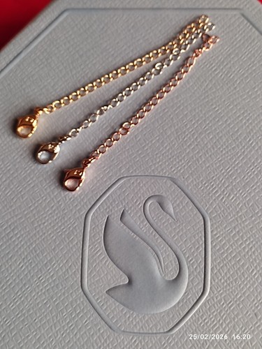 Swarovski swan - swarovski,