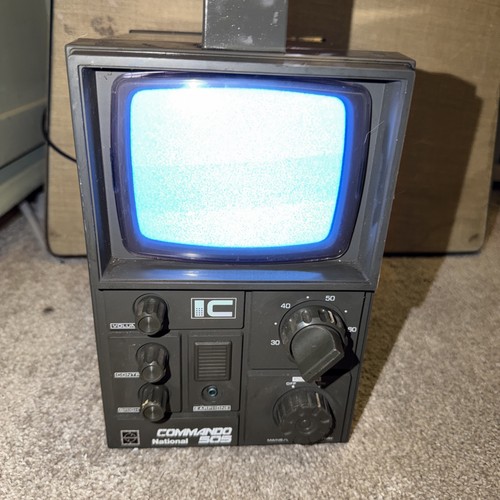 Commando portable transistor - commando,
