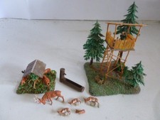FALLER B-290 Jägerstand mit Futterkrippe, Brunnen, Jäger und Wild, TOP!
