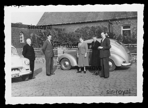 Leute vor ford taunus - ford, kfz