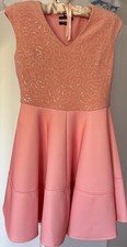 Schickes roséfarbenes Kleid (