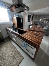 Sehr Hochwertige Hochglanz Weise Küche Mit Insel Und Miele Geräten