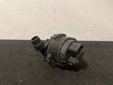 BMW i4 2024 Zusatzwasserpumpe