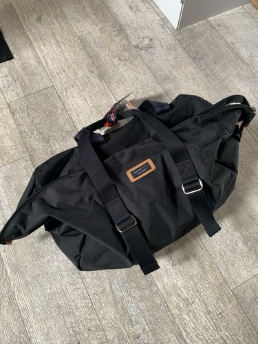 Reisetasche mit zubehör - reisetasche,