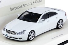 Minichamps 1/43 Mercedes-Benz