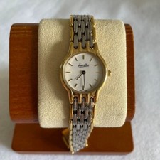 Jean D'Eve Uhr Quarz