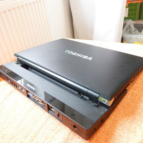 Toshiba r950 profi - toshiba,