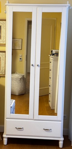 Kleiderschrank weiß