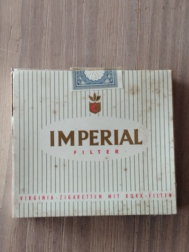 Leere pappschachtel imperial - pappschachtel,