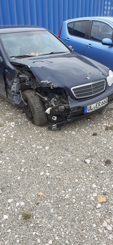 Unfallwagen c220 diesel vorne - unfallwagen,, c220,diesel,vorne