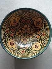 Eine Keramik Schale aus Marokko