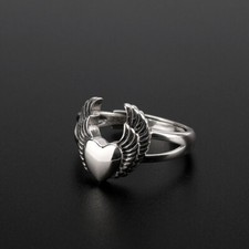 D08 Ring Herz mit Flügel