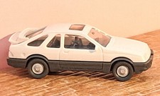FORD Sierra  XR 4  mit Heckspoiler /Sonnendach   WIKING 204/12  HO   1:90   neu