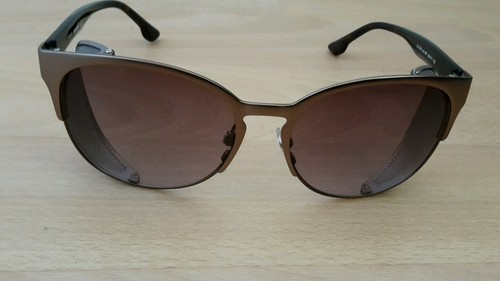 Neue hellbraune diesel - neue,