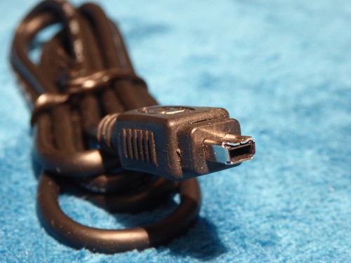 Lacie pin - 4, firewire