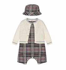 Baby Burberry Outfit Set 6-9 Monate Stück UVP £500 jetzt £249 Brandneu mit Etikett
