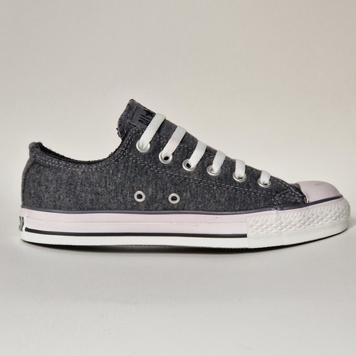 Converse uk 5 chucks - converse,