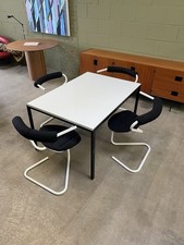 KNOLL INTERNATIONAL | florence