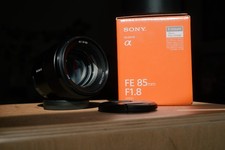 Sony FE 85mm f/1.8 Vollformat