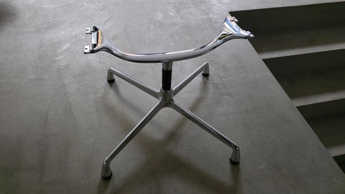 Vitra 108 eames aluminium - 108,