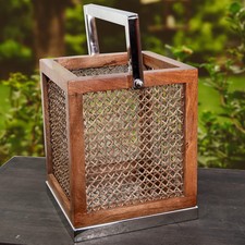 Laterne aus holz - aus,