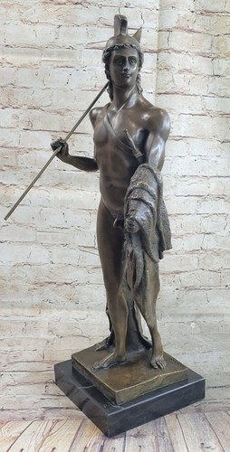 Bronze statue auf marmor - bronze,