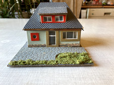 Villa (alt) - Eisenbahn - Spur H0 - hellblau - Karton - 13,5 x 12 x 10 cm