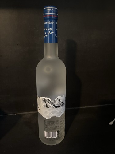 Grey goose vodka - grey,
