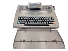 Sharp QL-120 Elektronische Schreibmaschine Type Writer Vintage Sammlerstück & neues Farbband