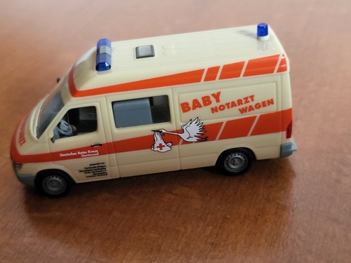 Krankenwagenmodell herpa - krankenwagenmodell,