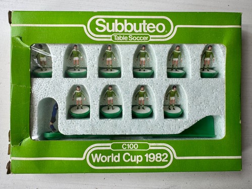 Subbuteo c100 team - team, 1982