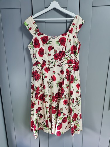 Wunderschönes damenkleid - wunderschönes,