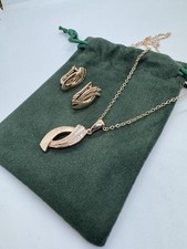 Wunderschöne 585rg gestempelte Ohrringe&Halskette Set,Saphir,rolled, 8.2Gram,neu