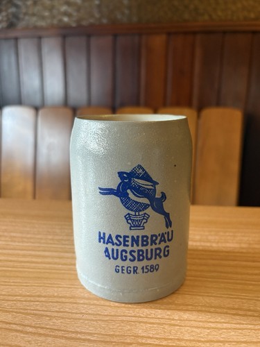 Brauerei bierkrug hasenbräu - bierkrug,