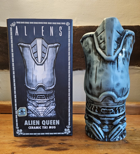 Alien queen mondo - tiki, tasse
