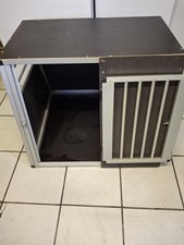 Hundebox. Gebraucht. Für mittelgroße Hunde