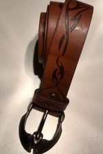 Ledergürtel mit geprägtem Muster, Metallschnalle In Drop-Form