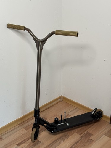 Striker gravis pro stunt - pro,
