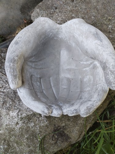 Betonschale hände grabschale - hände,